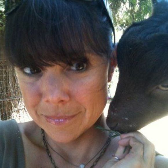 Meet your Posher, Giselle - Picture 1 of 1